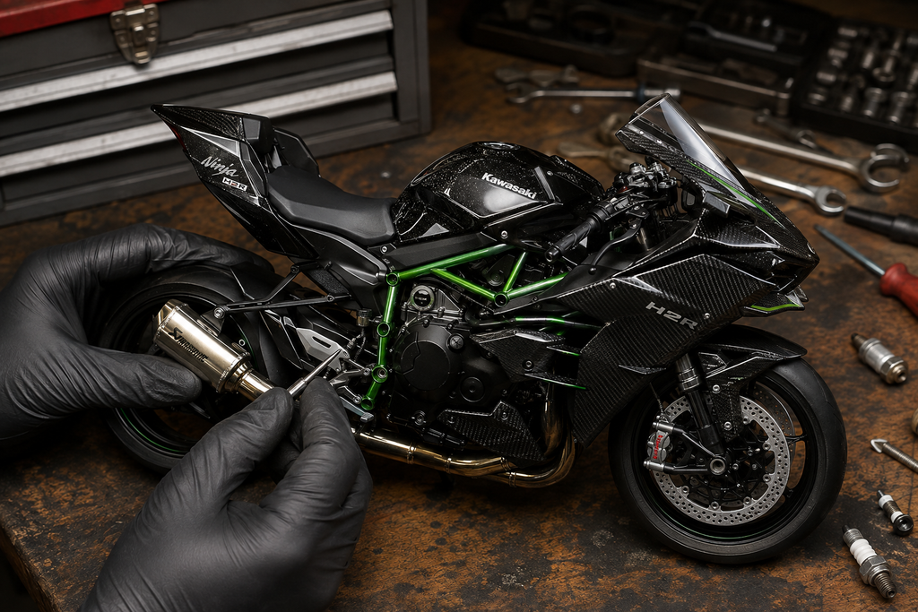 1:9 Scale Kawasaki Ninja H2R Diecast Model Motorcycle – Interactive Sound, Smoke & Working Key.